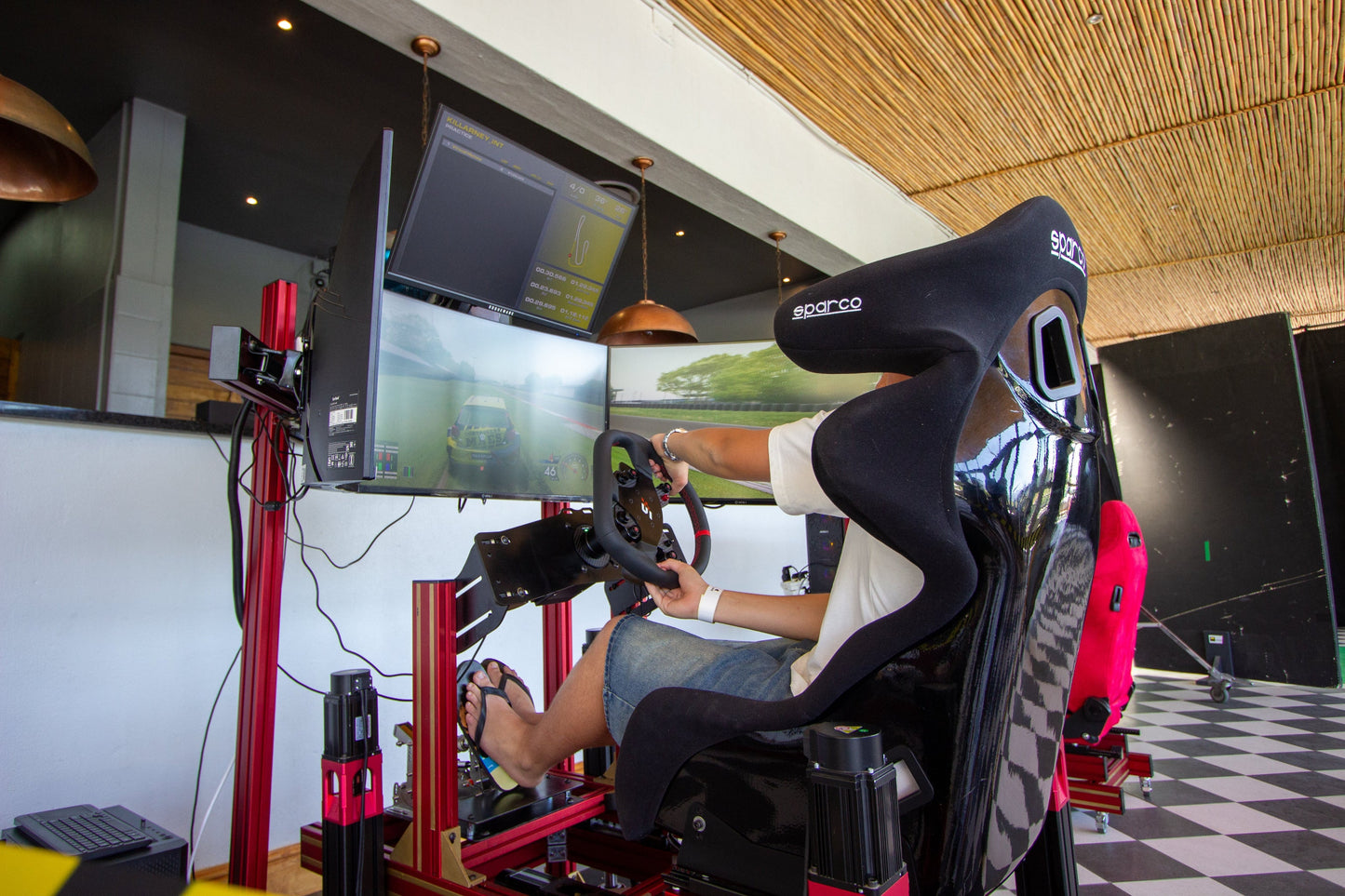 Full-motion Racing Simulator